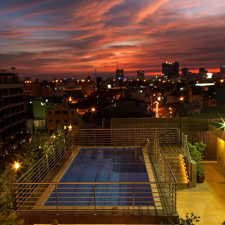 โรงแรมเฮรัลด์สวีท  Makati City ภายนอก รูปภาพ